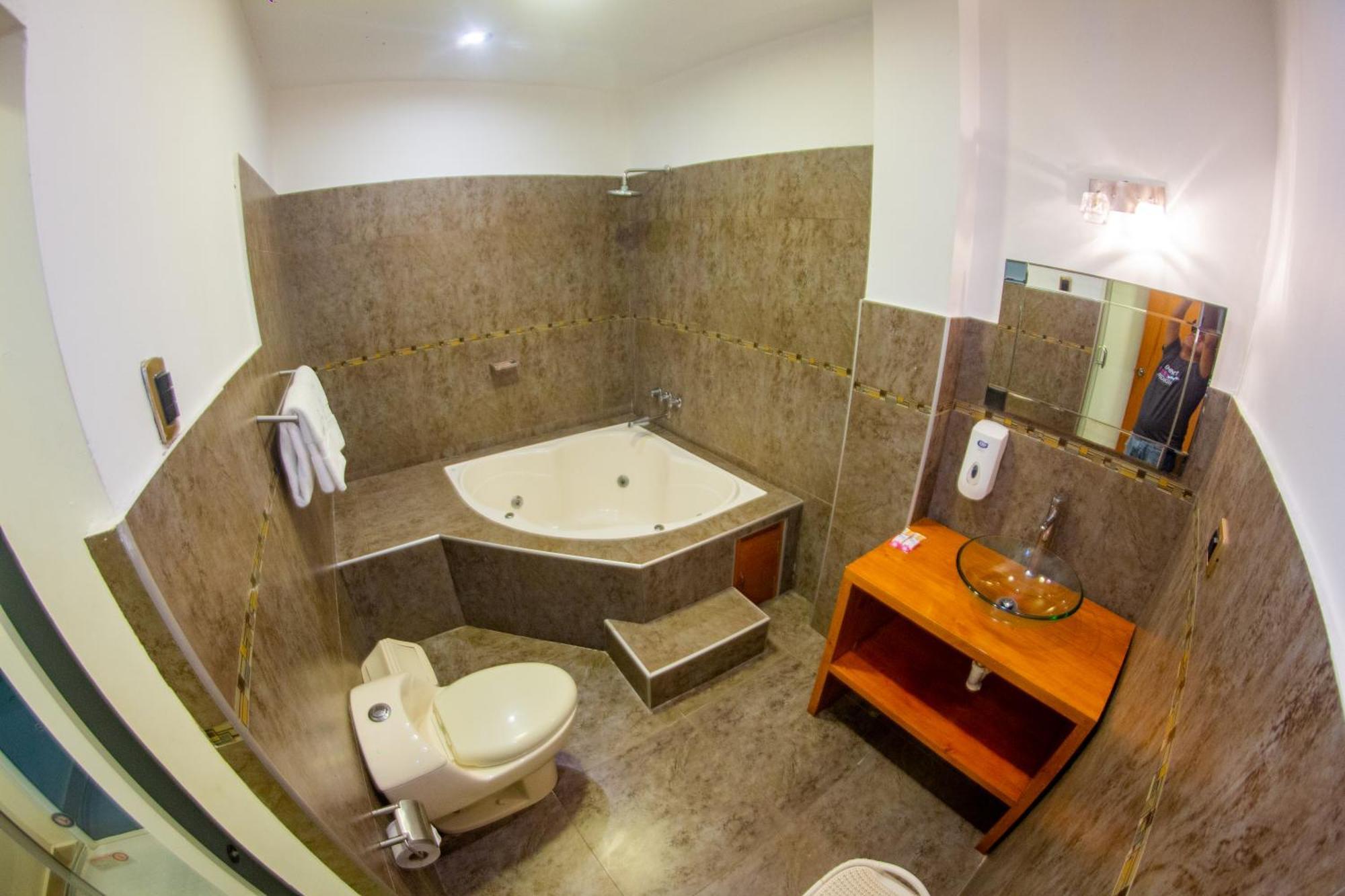 Hotel Resort Thiago Chincha Alta Esterno foto