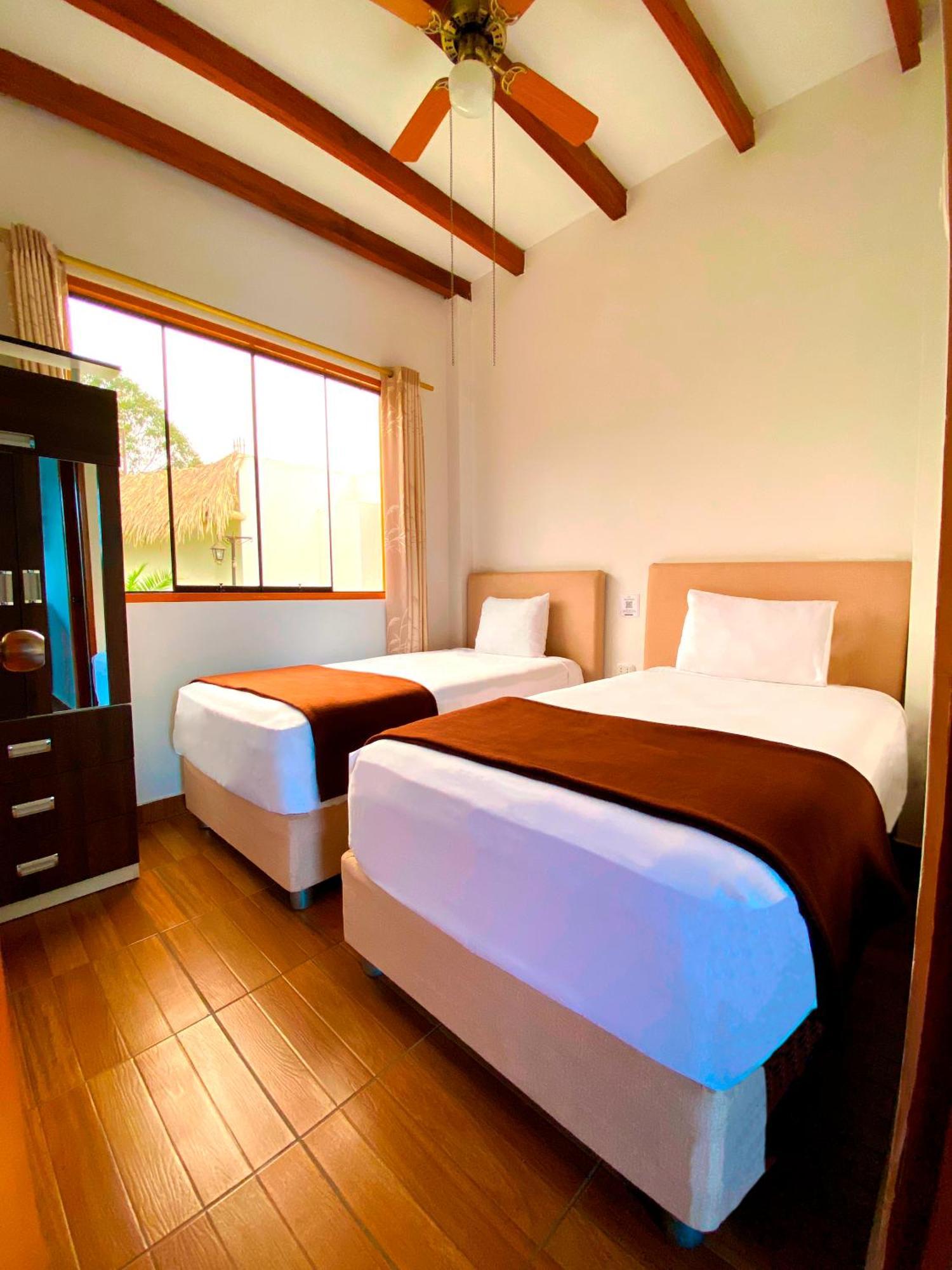 Hotel Resort Thiago Chincha Alta Esterno foto